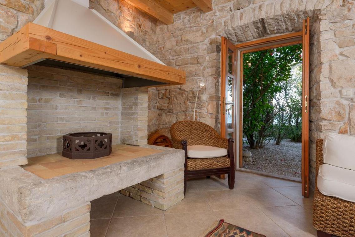 Luxury Beachfront Villa Mare With Private Pool At The Beach Orebic - Peljesac Exterior photo